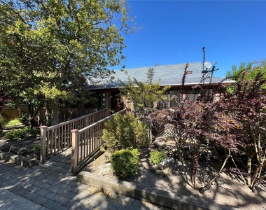 731 Ocean Breeze Walk - Photo Thumbnail 1