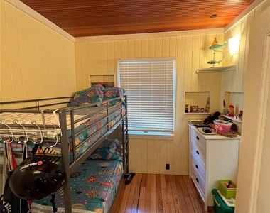 731 Ocean Breeze Walk - Photo Thumbnail 9