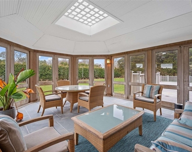 13 Quogo Neck Lane - Photo Thumbnail 8