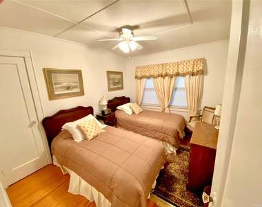 111 Inwood - Photo Thumbnail 7
