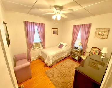 111 Inwood - Photo Thumbnail 5