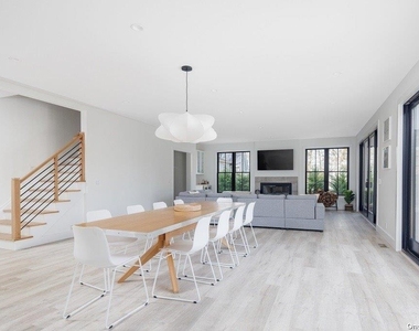 650 Pine Avenue - Photo Thumbnail 4