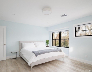 650 Pine Avenue - Photo Thumbnail 20