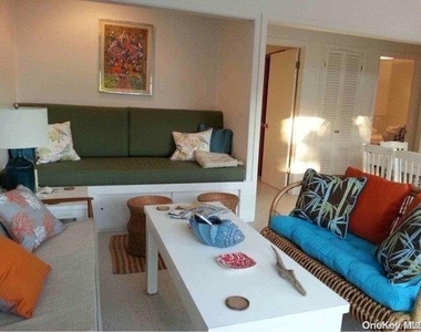 18 Erie Street - Photo Thumbnail 2