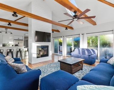 485 Bayberry Walk - Photo Thumbnail 3