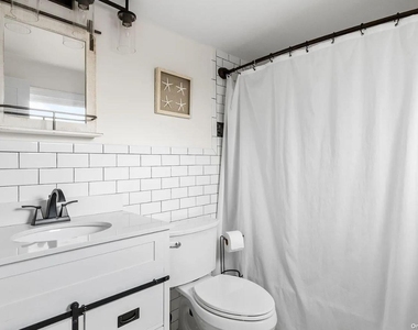 485 Bayberry Walk - Photo Thumbnail 11