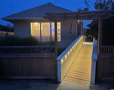 485 Bayberry Walk - Photo Thumbnail 15