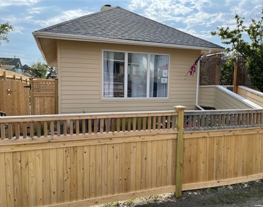 485 Bayberry Walk - Photo Thumbnail 13