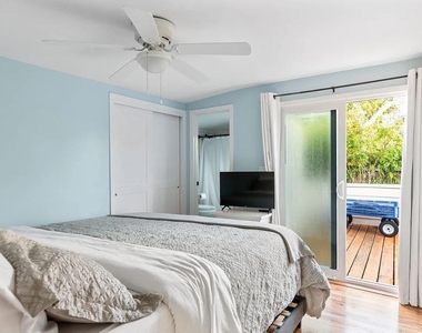 485 Bayberry Walk - Photo Thumbnail 7