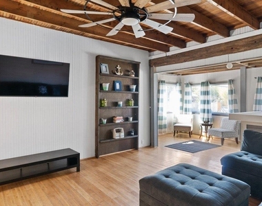 597 Bayberry Walk - Photo Thumbnail 2