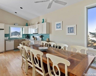 244 Cottage Walk - Photo Thumbnail 1