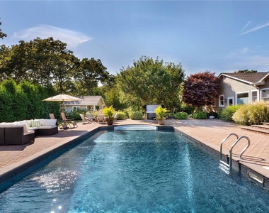 60 Lynncliff Road - Photo Thumbnail 4