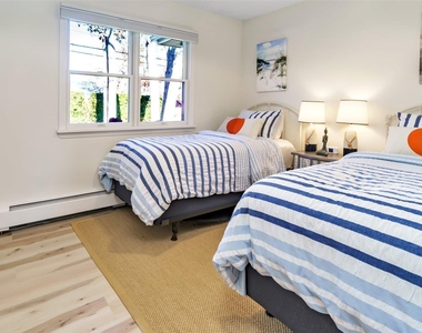 60 Lynncliff Road - Photo Thumbnail 30