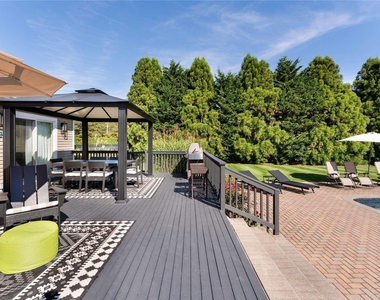 60 Lynncliff Road - Photo Thumbnail 8