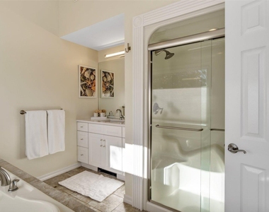 60 Lynncliff Road - Photo Thumbnail 29