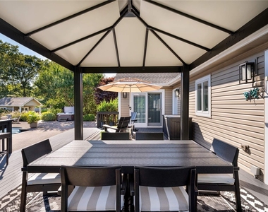 60 Lynncliff Road - Photo Thumbnail 10