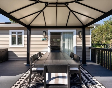 60 Lynncliff Road - Photo Thumbnail 9