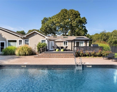 60 Lynncliff Road - Photo Thumbnail 5