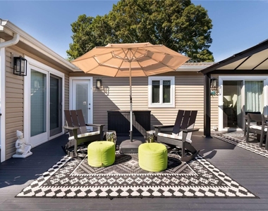 60 Lynncliff Road - Photo Thumbnail 7