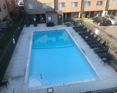 813 Shore Road - Photo Thumbnail 28