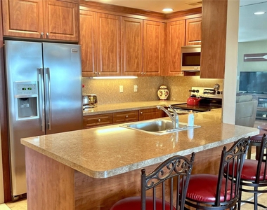 813 Shore Road - Photo Thumbnail 5