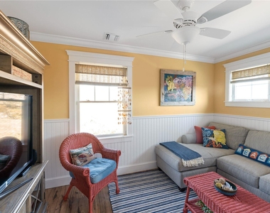 672 Ocean Breeze - Photo Thumbnail 19
