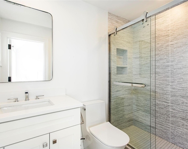 157 Dune Road - Photo Thumbnail 27