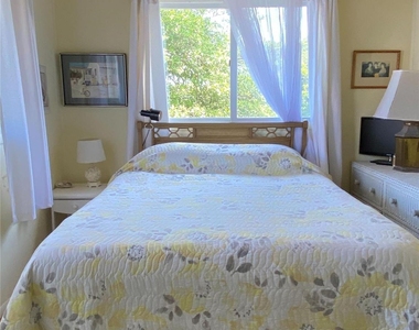 11 Seneca Street - Photo Thumbnail 10