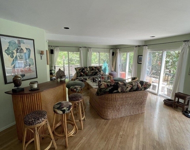 275 Wilmot Road - Photo Thumbnail 2