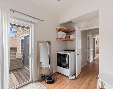 22 Bungalow - Photo Thumbnail 18