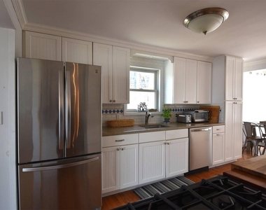 620 Dune Road - Photo Thumbnail 5