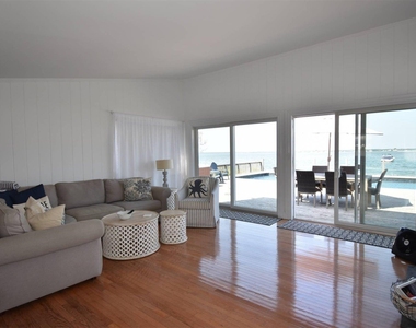 620 Dune Road - Photo Thumbnail 2