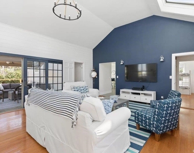 603 Bayberry Walk - Photo Thumbnail 3