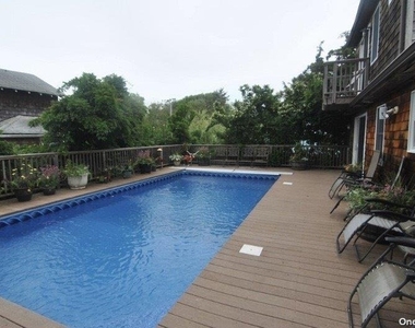 748 Ocean Breeze Walk - Photo Thumbnail 14
