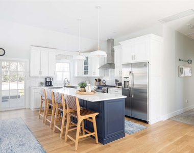 935 Southern Cross Road - Photo Thumbnail 5