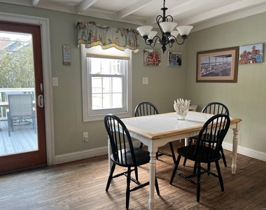 804 Evergreen Walk - Photo Thumbnail 3