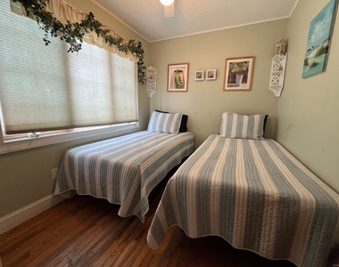804 Evergreen Walk - Photo Thumbnail 12