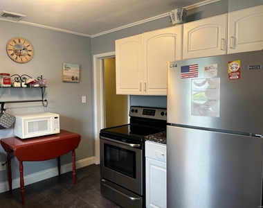 804 Evergreen Walk - Photo Thumbnail 6