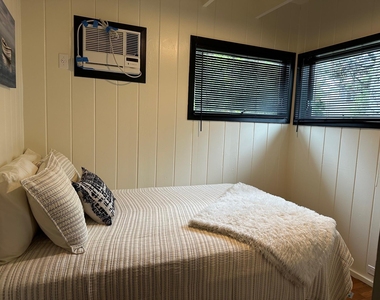 581 Bayberry Walk - Photo Thumbnail 8