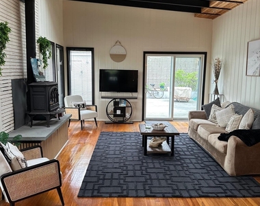 581 Bayberry Walk - Photo Thumbnail 6