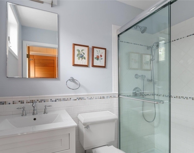 581 Bayberry Walk - Photo Thumbnail 10