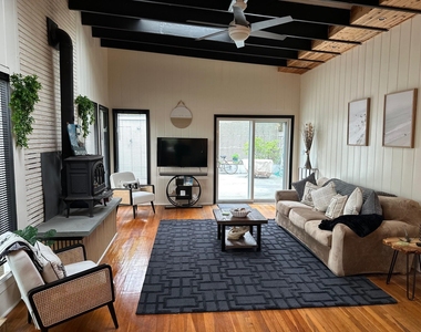 581 Bayberry Walk - Photo Thumbnail 5