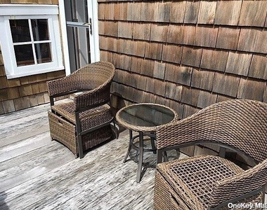 12 Ocean Road - Photo Thumbnail 18