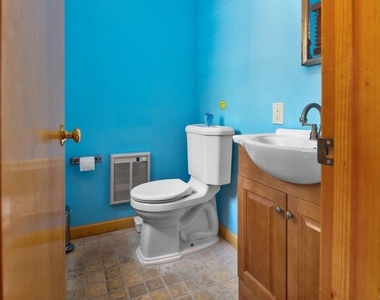 61 Ocean Road - Photo Thumbnail 21