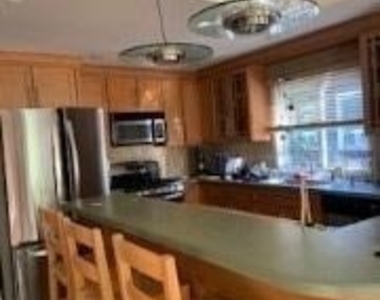 270 Cottage Walk - Photo Thumbnail 7