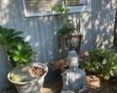 270 Cottage Walk - Photo Thumbnail 17