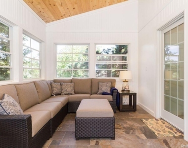 109 Bungalow Walk - Photo Thumbnail 15