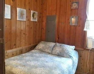 921 Evergreen Walk - Photo Thumbnail 5