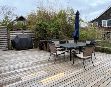 142 Bungalow - Photo Thumbnail 15