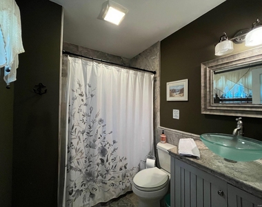 142 Bungalow - Photo Thumbnail 10